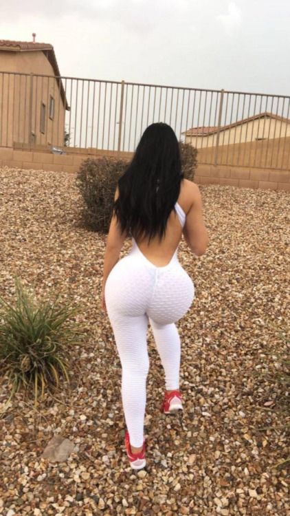 Nalgona Latina