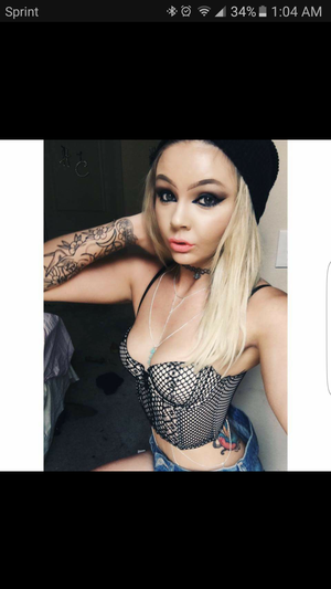 Sexy emo chick