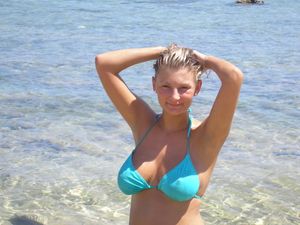 Candid Pokies Hard Nipples