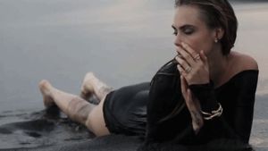 Cara Delevingne -8/92 -5'9''- 32-24-34''-30A-Bra -113lbs -8-Shoe. British Pretty Baby, Sweet Wet Cunnilingus! -Yum! Yum!