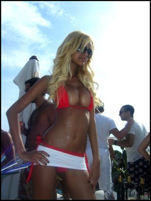Zahia Dehar -2/92 -5'6''- 34-23-35''-34E-Bra -121lbs - 8-Shoe, French Lingerie Designer, Deep French Cunnilingus! -Yum! Yum!