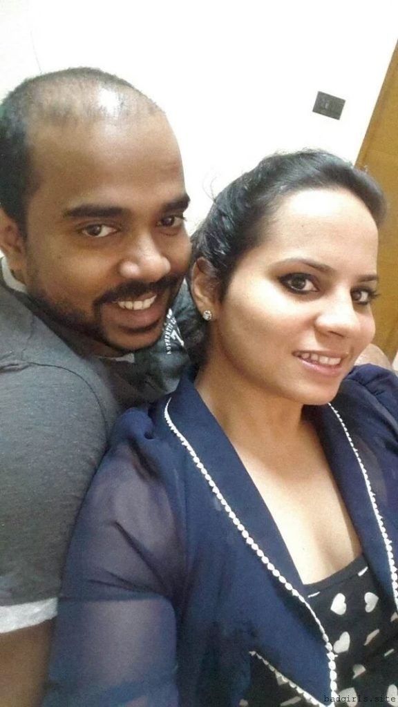 Bad Asian desi housewives sex fantasy pics