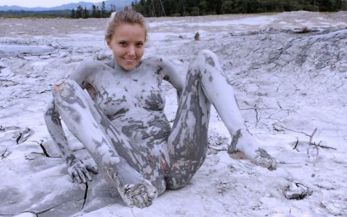 body full of mud