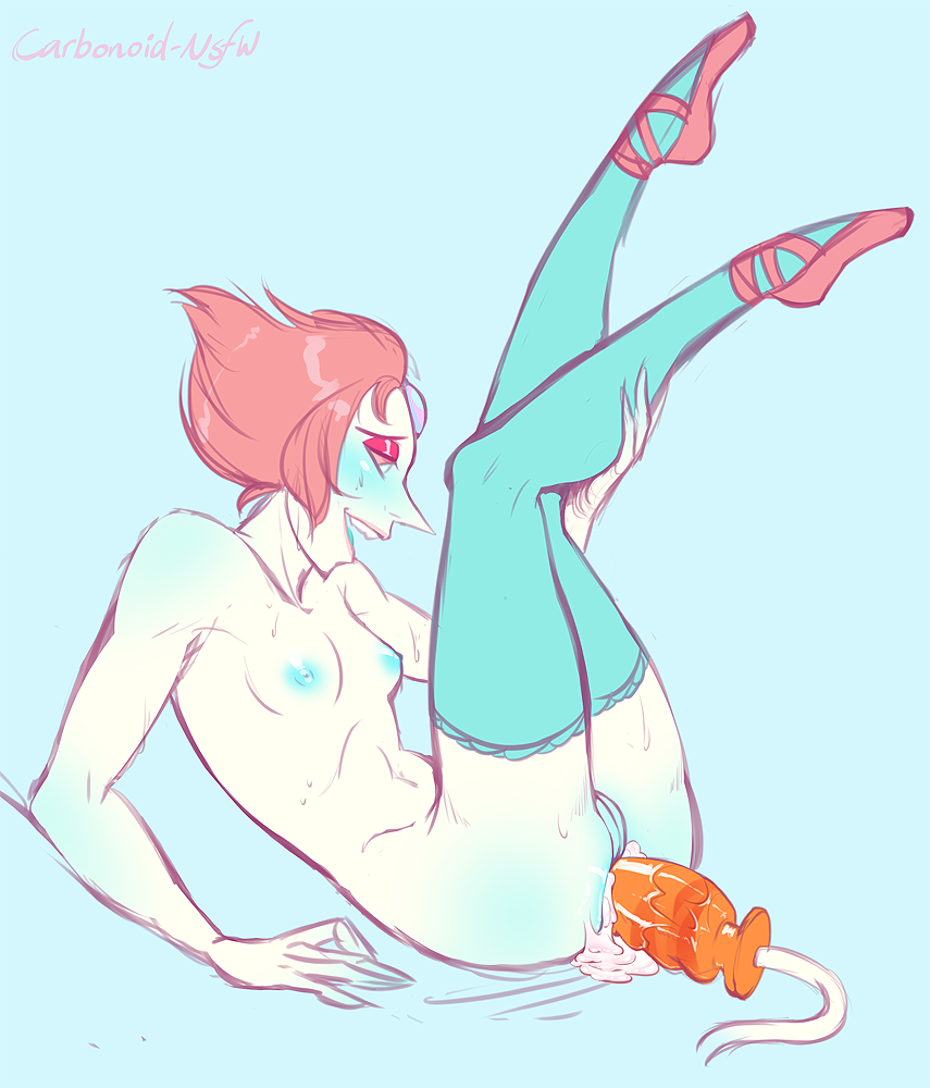 Amazon wishlist commission, Pearl having some fun and making a mess ;o