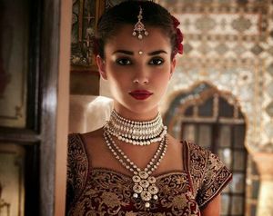 Amy Jackson -1/91 -5'7''- 34-25-35''-32C-Bra -115lbs -8-Shoe, British Model/Actress, Sweet Wet Cunnilingus! -Yum! Yum!