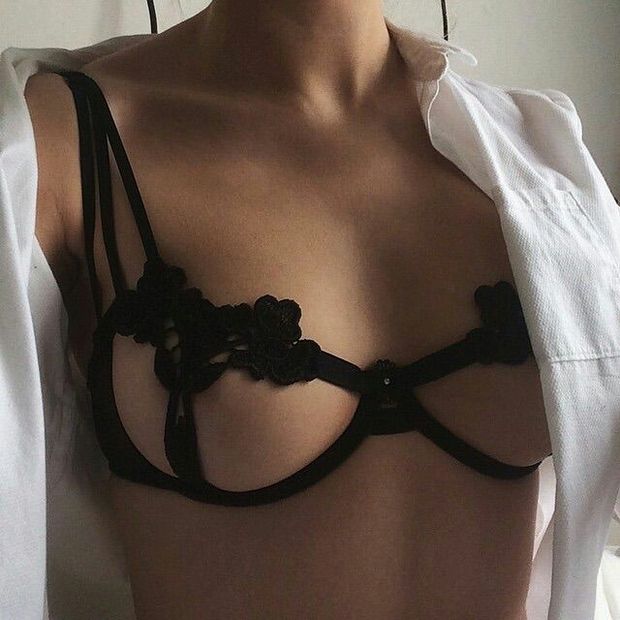 Sexy bra with transparent