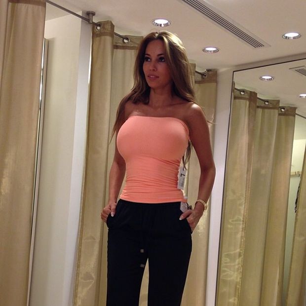 @mary_body1 : i'll be taking BOTH breasts