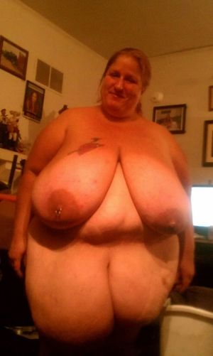 BIG Belly & HOT Body!