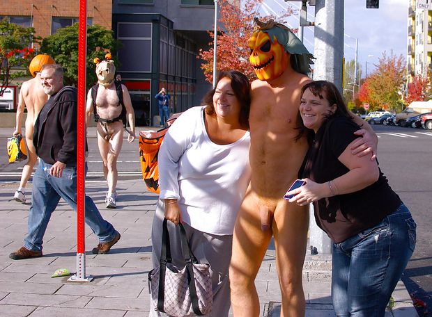 public pumpkin cfnm