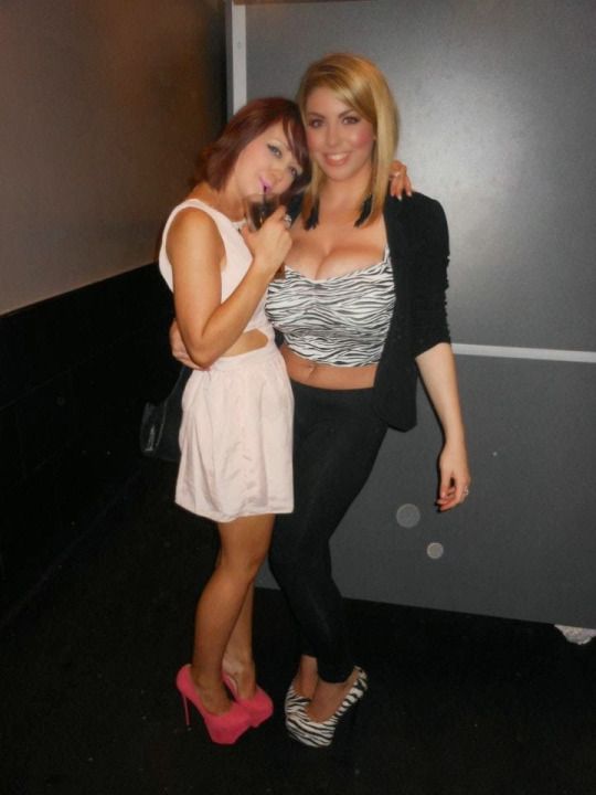 Big titted blonde with her petite friend