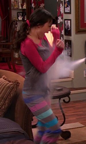 Miranda Cosgrove - iCarly iGet Banned