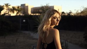 imogen poots hot heels tight dress gif Imgur walking project