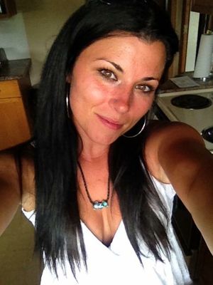 Slutty Dee from Kingston