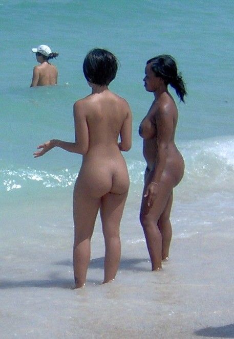 Eye-Candy on a Beach!