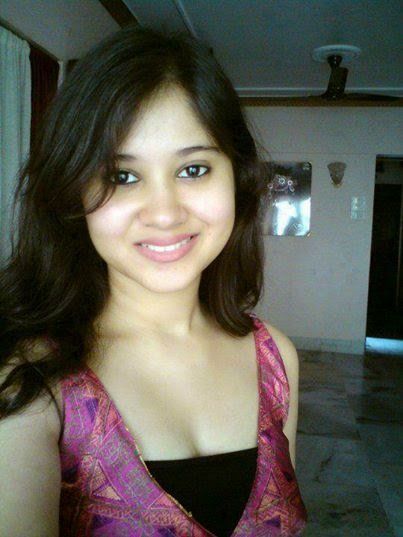 Senior Ladki Ki Choot Mari - hindi sex story