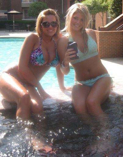bikini gurls