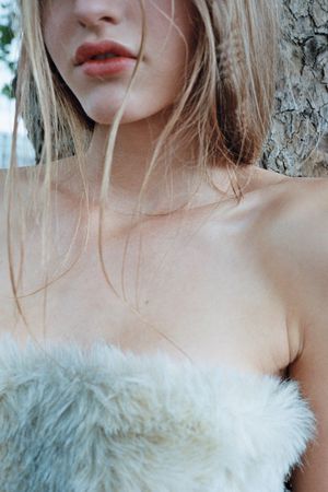 Bark, hair, lips, collar bones and fur
