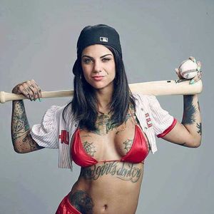 bonnie rotten red bra