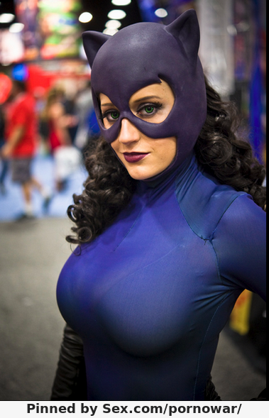 Catwoman cosplay