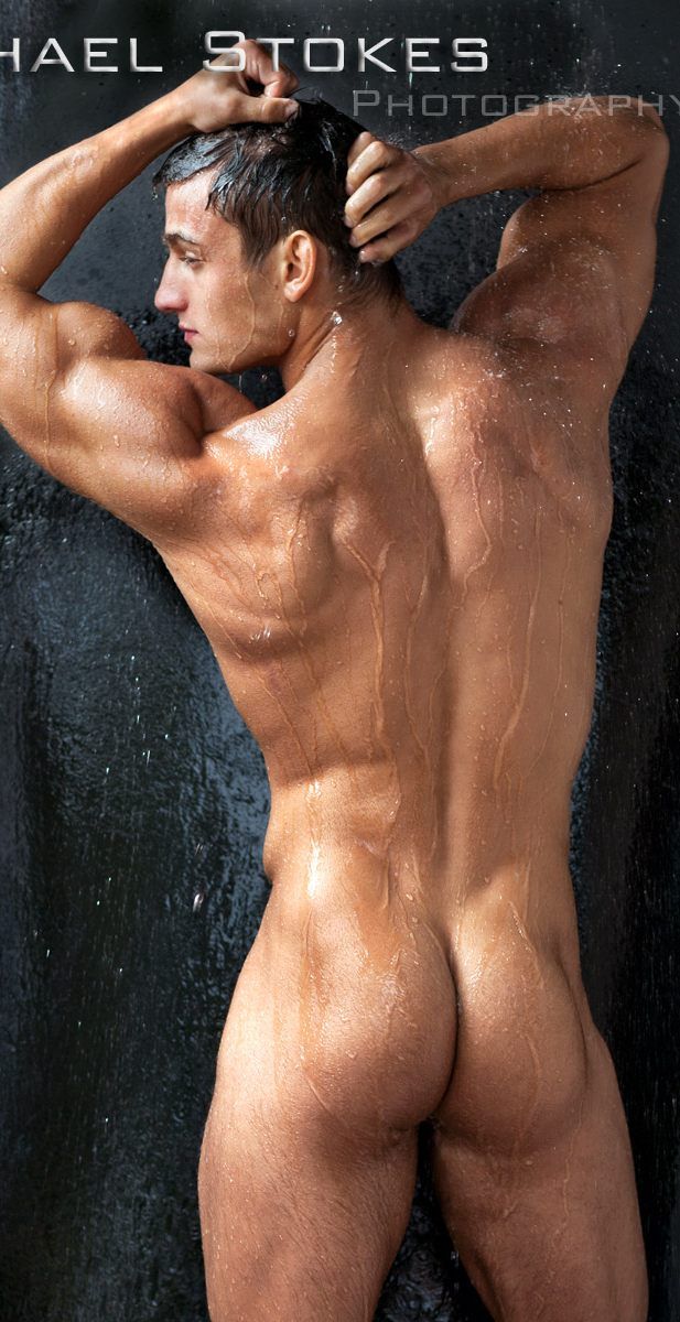 Hot guy, nice ass!