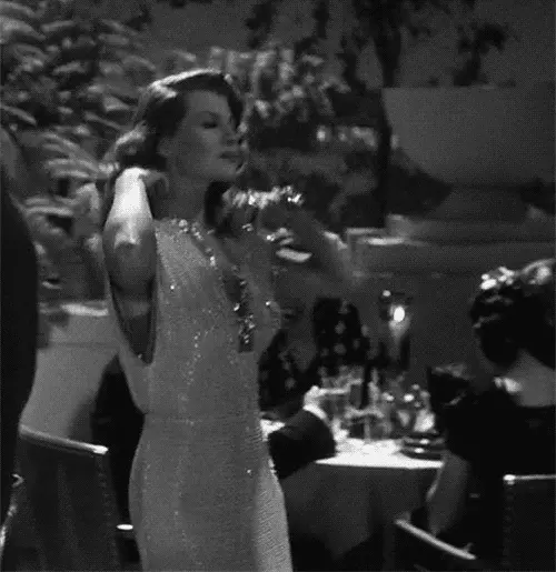 Rita Hayworth  - 5'6''- Brooklyn Babe, Pin Up Hottie.....Passed 1987