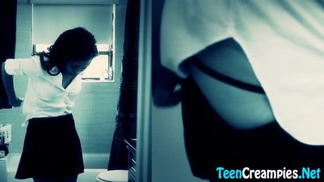 Ebony teen cunt creampied