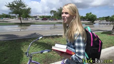 Amateur booty teen bounce