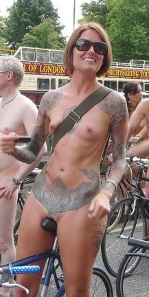 Nude milf