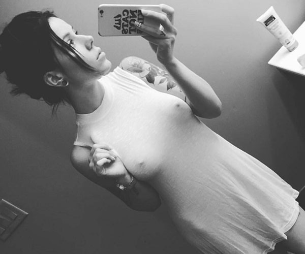 No Bra No Problem. (5)