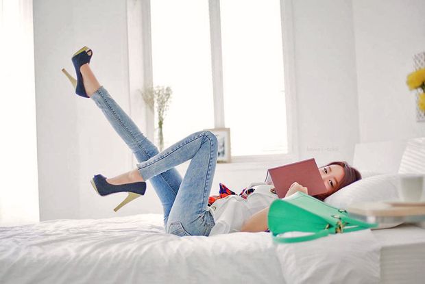 hot asian in jeans