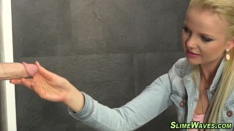 Glam slut gets cum slimed