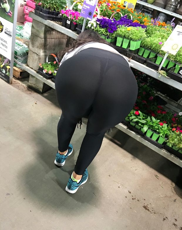 yoga pants