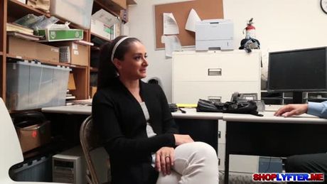 Peyton Robbie and Sheena Ryder