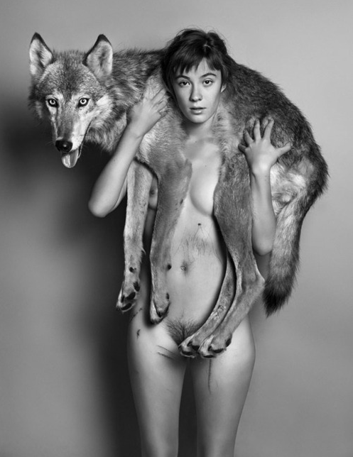She gives new meaning to the expression "putting on the dog" (dressing stylishly & flashily)