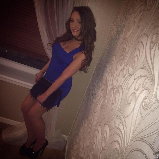 Sexy chick in tight blue mini dress