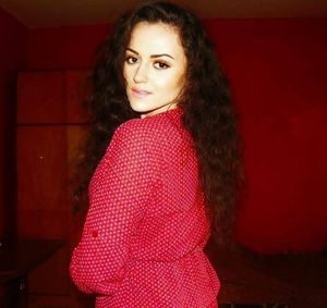 Nice brunette rookie