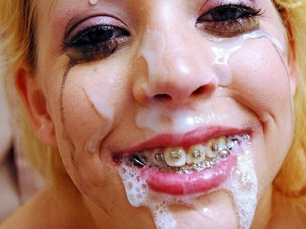 Leah Luv luvs jizz!