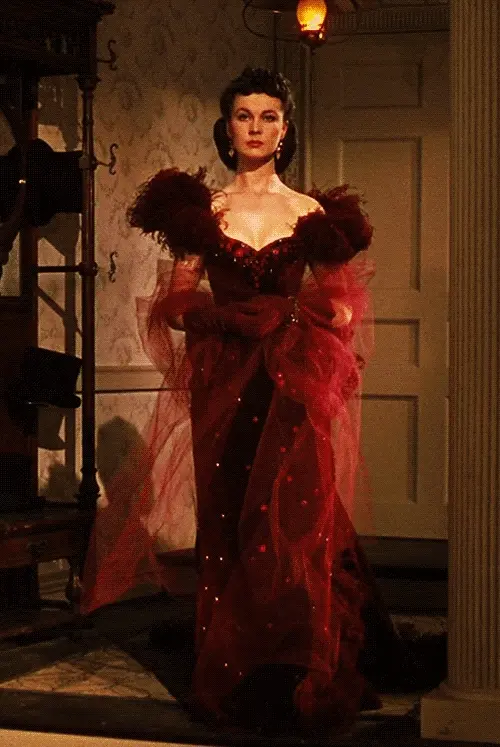 Vivien Leigh  -  5'3''- British Beauty - "Miss Scarlett".....Passed 1967