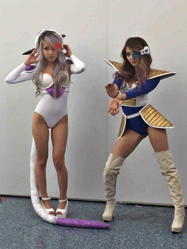 sexy cosplay dragon ball