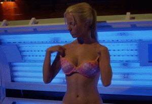 Chelan Simmons - 'Final Destination 3' - Baked Babe....Yum!