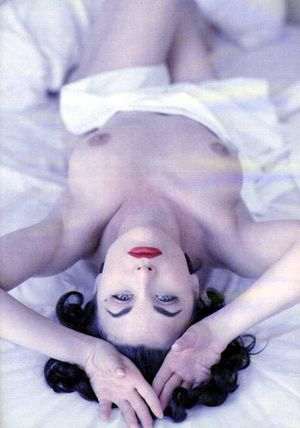 Sherilyn Fenn - Fantastic Body, Prettiest Tits, Best Eyebrows.....Yummy!