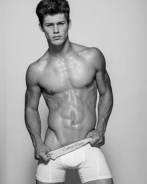 comics-hotguys-andmore: Carson Aldridge by Jon Malinowski.