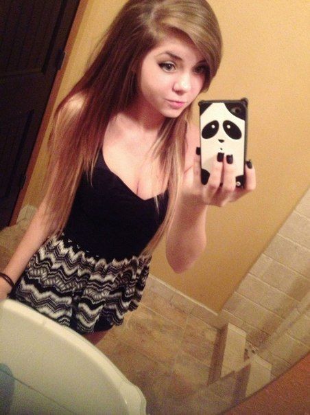 Danni Meow cute teen