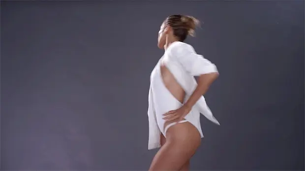 Jennifer Lopez - 5'7''- Singer/Dancer - SEXY MILF....YUMMY!