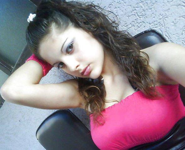 Choose a hot Pune Air Hostess Dating Partners