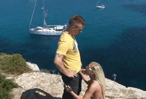 sea blowjob
