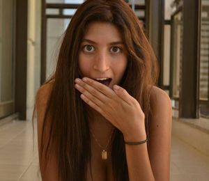 At last!! The best part! I bet all of you were wandering who is Analleta. So that she is!!!