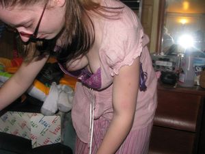 Accidental Nudity - GF Downblouse Tit Exposed.