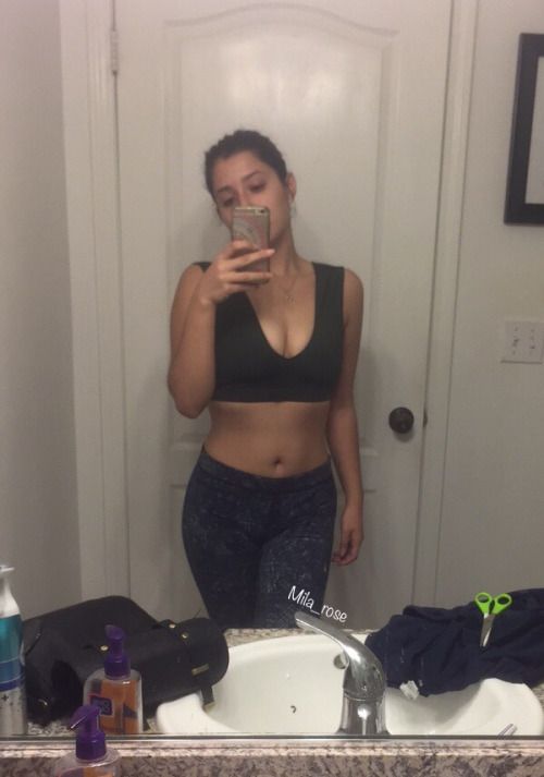 Hot because I’m Latina or because I work out? In poquito...