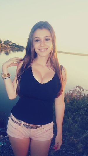 Her friends call her "bigguns"